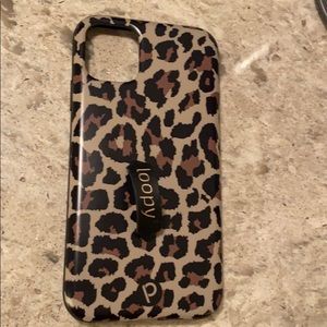 Loopy iPhone 11 leopard case